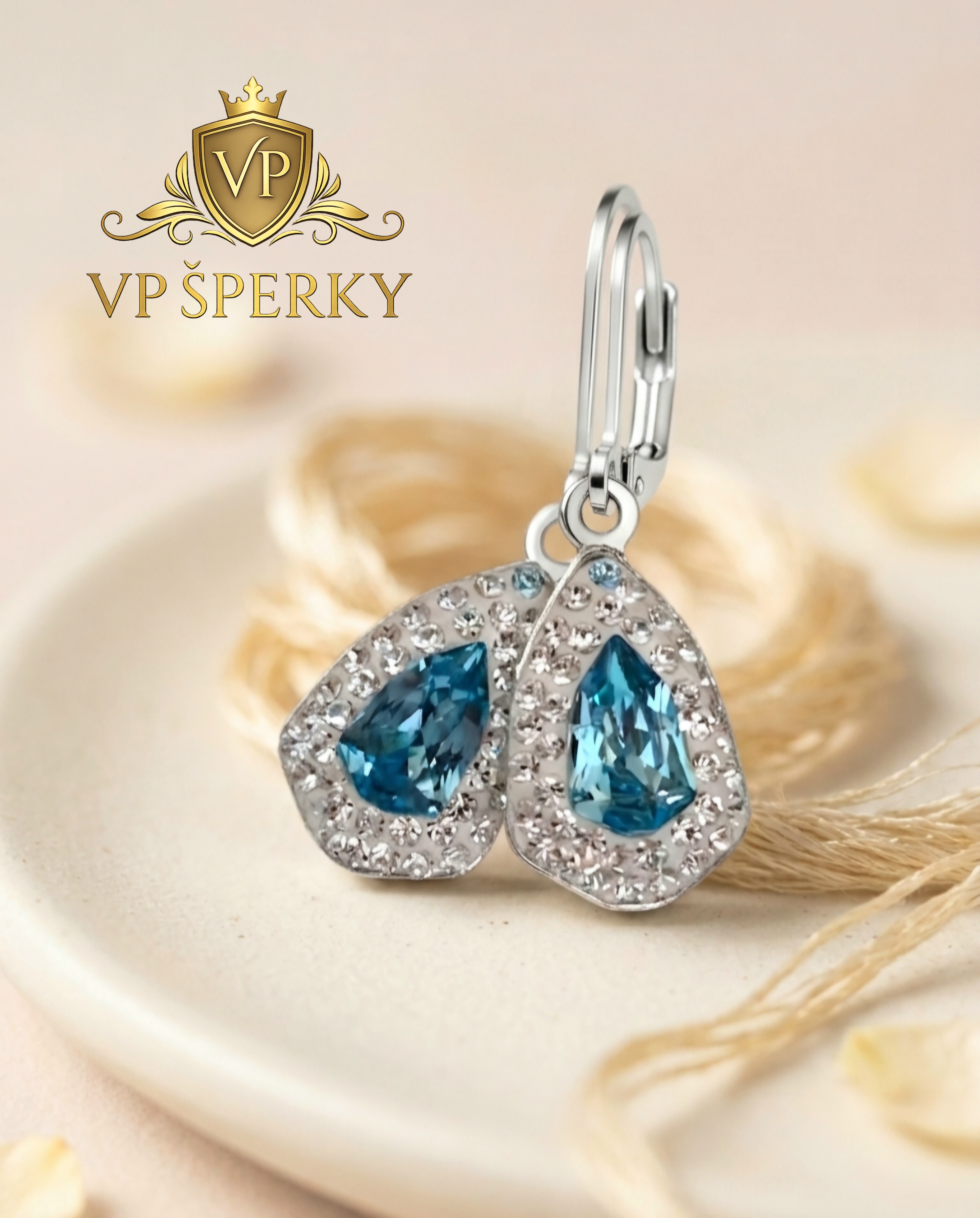 Handmade visiace náušnice Perseidy Trilian – aquamarín, chirurgická oceľ